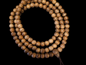 MUA TRẦM HƯƠNG ĐỪNG NHÌN GIÁ TRỊ Ở GIÁ BÁN!